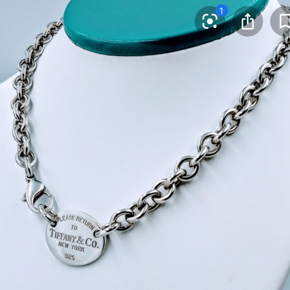⭐️AUTHENTIC⭐️ Tiffany’s Return to... oval necklace